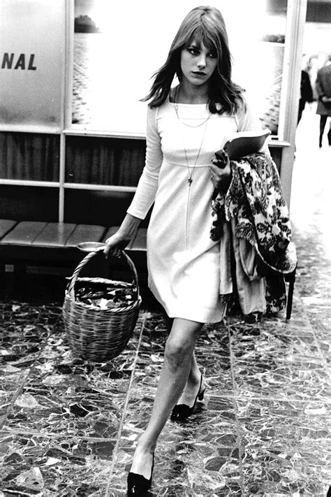 5 French Girl Outfit Hacks To Try Sixties Fashion 1960s Fashion Jane Birkin Style