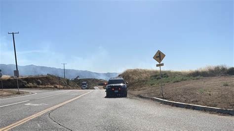Fast Moving Sierra Fire 25 Contained After Spreading To 110 Acres Near