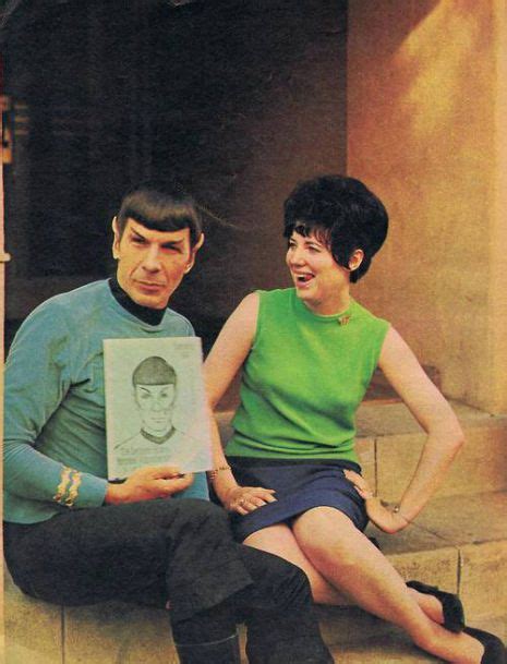 Spock And An Admirer And Her Fanzine Star Trek Universe Star Trek