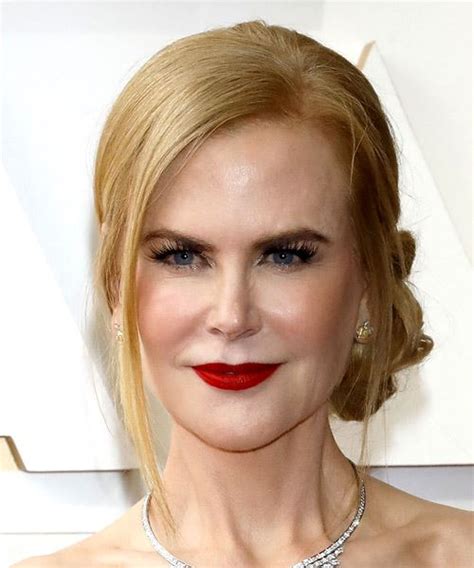 21 Nicole Kidman Hairstyles Hair Cuts And Colors
