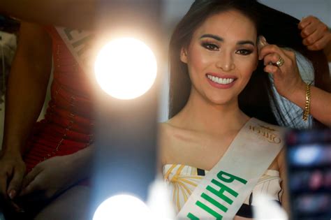 Glamor And Equality In Thailand At Worlds Top Transgender Pageant Abs Cbn News