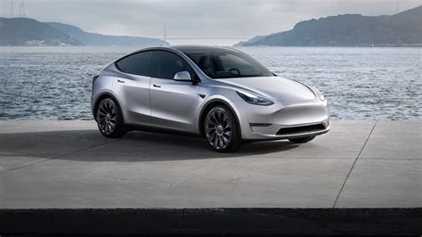 2025 Tesla Model Y Prices Reviews And Photos Motortrend