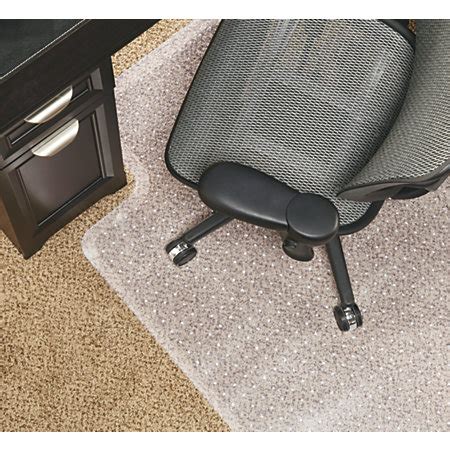 It will not damage the carpeting and ensures a safe and stable position for your office chair. Realspace Economy Chair Mat For Low Pile Carpets 36 W x 48 ...