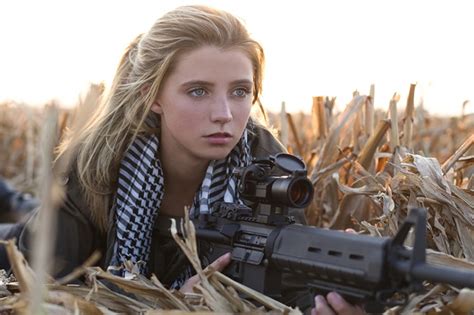 Girls And Guns Full Hd Wallpaper And Background Image 1920x1279 Id341815