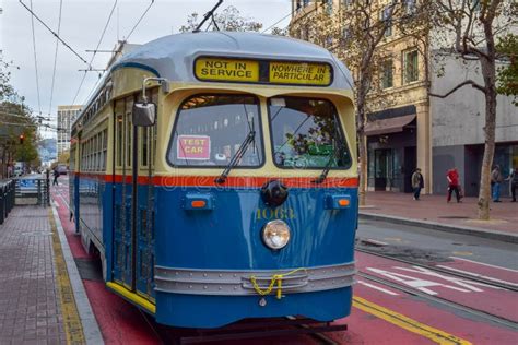San Francisco Tramway Arriving En La Estación En Market Street En El
