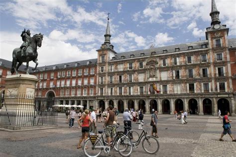 Las 6 Plazas De Madrid Que Debes Visitar Ifema Madrid