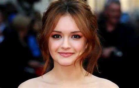 Olivia Cooke Age Net Worth Height Affair Career And More