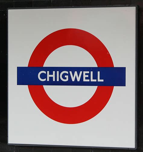Chigwell Underground Station Modern Roundel Bowroaduk Flickr