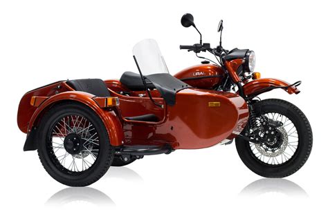 Découvrir Le Monde à Bord Dun Side Car Ural R Goulet Moto Sport Inc