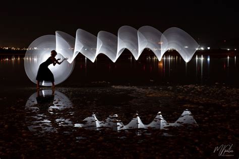 35 Beautiful Examples Of Light Painting Photography The Photo Argus