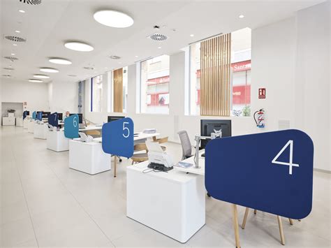Banks Redesign The User Experience In Their Branch Offices Through