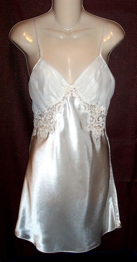 Vintage Victorias Secret Nightgown Chemise By Bocavintage