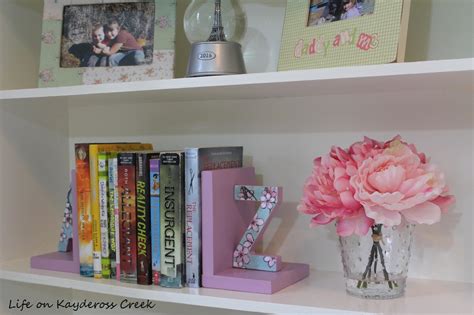 Recycled found art diy bookends. How to Make Easy DIY Bookends - Life on Kaydeross Creek