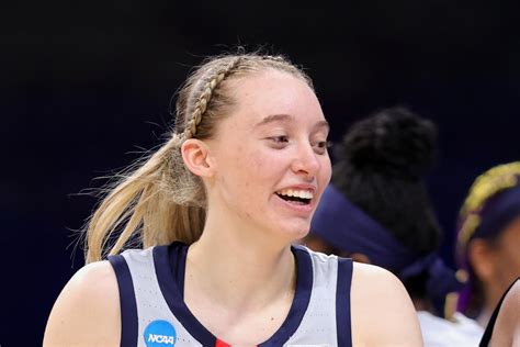 Ncaaw Paige Bueckers Of Uconn Set To Tangle With Caitlin Clark Of Iowa Swish Appeal