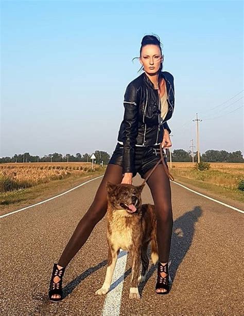 Rus Model Ekaterine Lisina Bacak Boyuyla Rekorlar Kitab Na Girdi