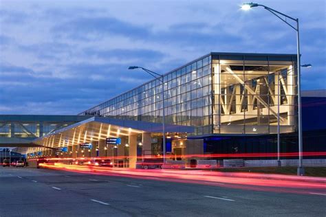 Vote Detroit Metropolitan Wayne County Airport Best Large Airport