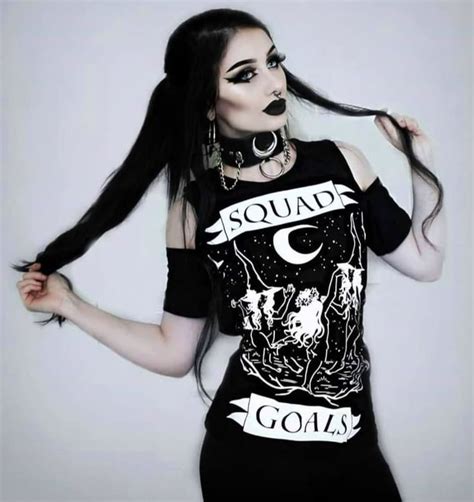 Squad Goals 🖤🖤 📸 Theblackmetalbarbie Get The Choker And Top Through The Link In Our Bio