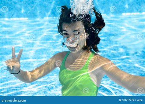 Happy Beautiful Teen Girl Smiling Pool Images Download 597 Royalty Free Photos Page 5