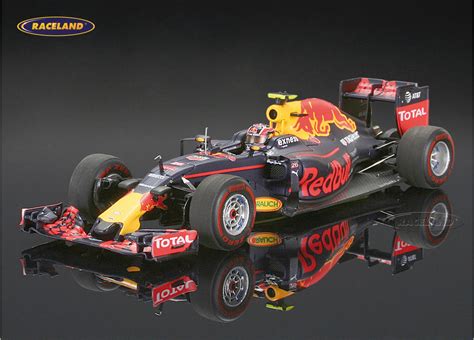 The f1 w06 hybrid was revealed testing at silverstone on january 29, 2015. Red Bull RB12 TAG Heuer V6 Hybrid F1 7° GP Bahrain 2016 ...