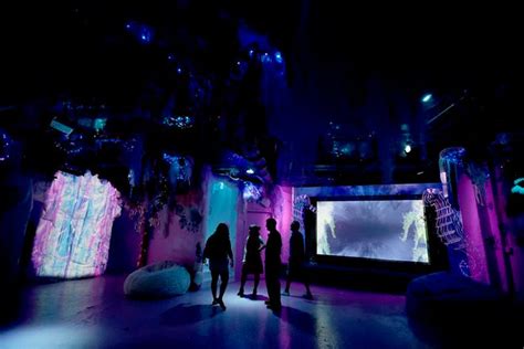 Art Review Photos And Video Factory Obscura Creates An Immersive Hit