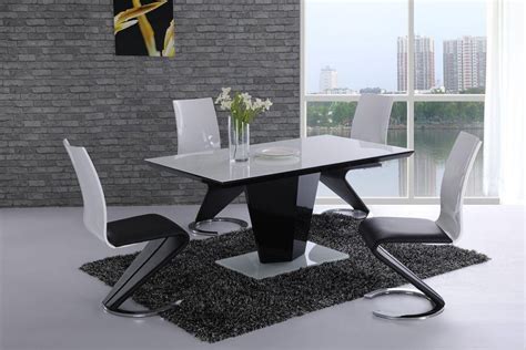 A formal table and chairs will add an elegant look to your space. 20 Best High Gloss White Dining Tables and Chairs | Dining ...