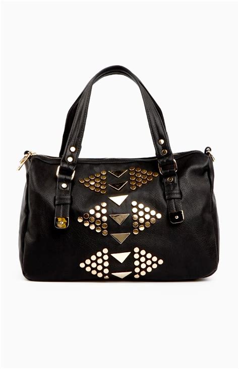DailyLook Triangle Stud Bag In Black Studded Bag Bags Leather Tote