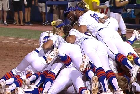 Gator Softball Returns To The Mountain Top Built For Another Run Next Year Espn Fm