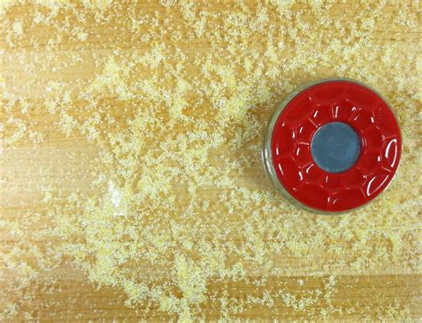 Choosing The Right Shuffleboard Wax For Your Table