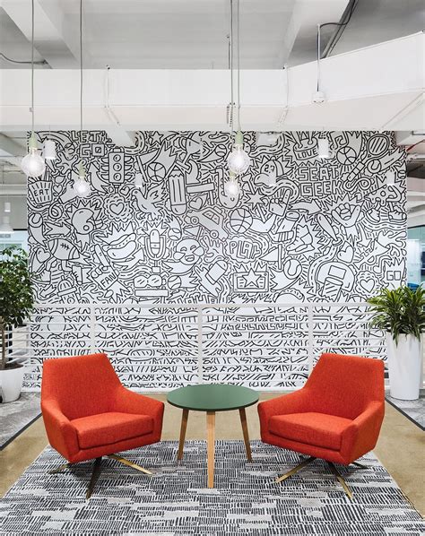 Inside Seatgeeks Sleek New Nyc Office In 2020 Office Interior Design