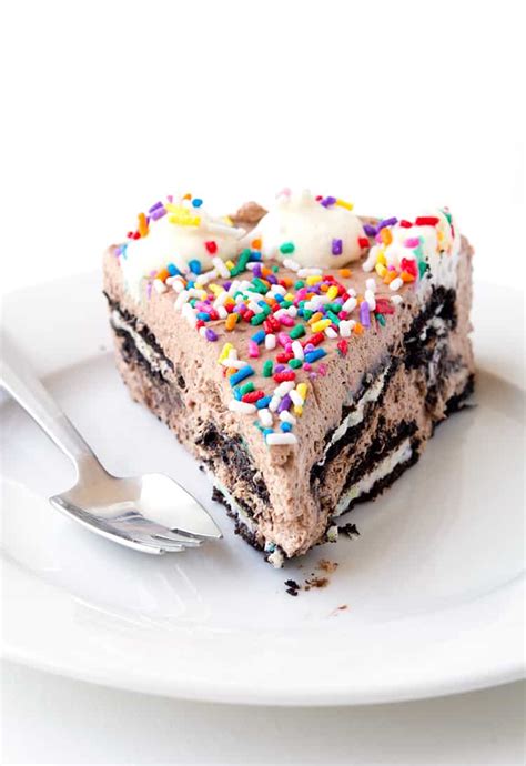 Top it with mini oreos for extra cookie goodness. BIRTHDAY CAKE OREO ICEBOX CAKE - Easy Dinner Recipes For ...