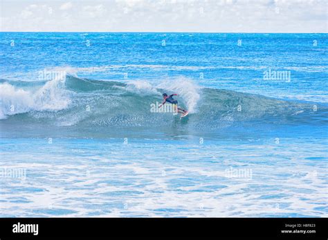 Surfer Banzai Pipeline Ehukai Beach Park In Pupukea On Oahus North