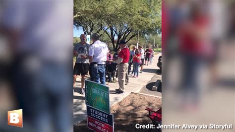 Video Maricopa County Voters Wait In Long Line Amid Technical Issues