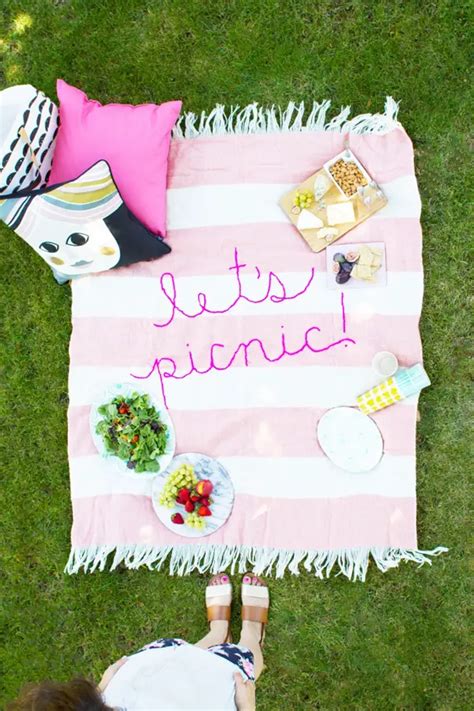 Best Picnic Blanket My 12 Favorite Options • A Subtle Revelry