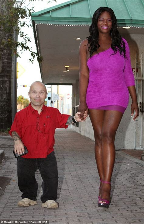 how sweet dwarf bodybuilder finds love with 6 3 woman [photos] gistmania