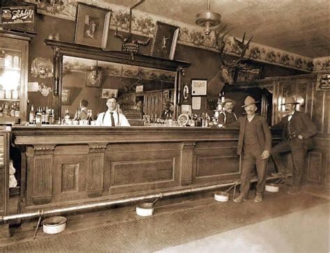 Inside The Elk Horn Saloon In Lewiston Montana1915