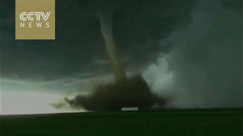 Storm Chasers Capture Rare Tornado Hitting Colorado Us Youtube
