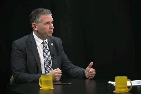 Deputatul pnl de timiş ben oni ardelean susţine că nu el a făcut fotografia în care ludovic orban. Senatorul Ardelean a refuzat cu încăpăţânare să comenteze deconturile de mii de euro ale ...