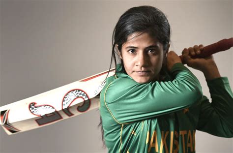 Interesting Facts About Pakistans All Rounder Javeria Khan Female