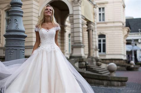 Brisbane Wedding Dress | Best Wedding Dress Designer Brisbane 2021