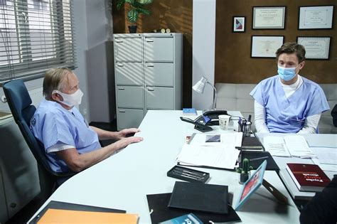 Tomás mechácek was born on december 22, 1979 in ústí nad labem, czechoslovakia. Tomáš Měcháček z Modrého kódu: Z natáčení rovnou pod kudlu ...