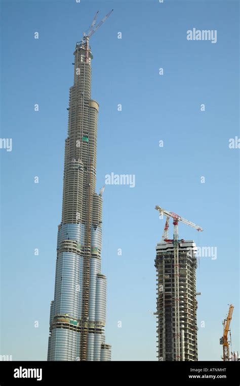 Burj Dubai The Worlds Tallest Building Under Construction Stock