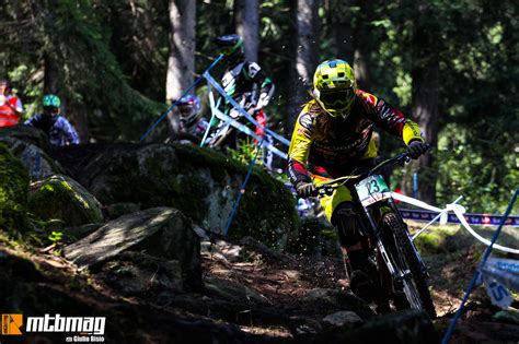 Have fun watching this 15 min video of the best all in raw!!! Training - Val di Sole - Final Downhill Worldcup - MTBMAGASIA