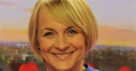Bbc Breakfast Presenter Louise Minchin Told To Beam Back To The Ship