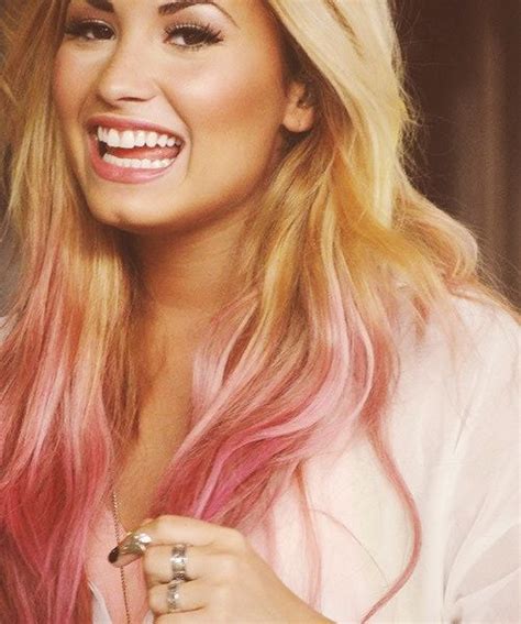 See her drastic new look. Demi Lovato | Pink blonde hair, Demi lovato blonde hair ...