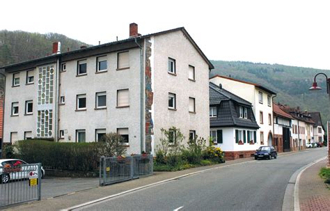 Sie suchen eine wohnung in eberbach? Eberbach: 35 weitere Flüchtlinge kommen nach Rockenau ...
