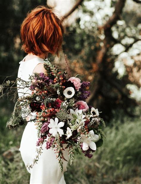 10 Awesome Autumn Wedding Bouquets Youll Love Weddingsonline Fall