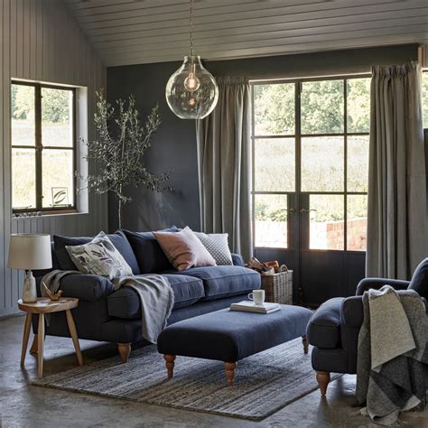 Gray being a highly versatile color has the ability to work well with a number of accent colors. 18 gorgeous grey living room ideas | Real Homes