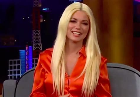 Shania Twain Is Unrecognizable With New Blonde Hair You Look Amazing