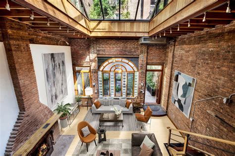 5 Carriage Houses On The Market In New York City Nyc Apartment