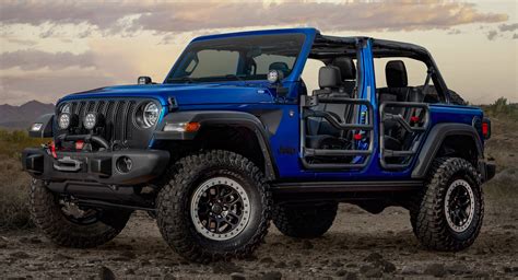 2021 Jeep Wrangler Getting Ready To Fight New Ford Bronco With Small